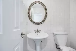 7 Waters Edge, Shirley, NY 11967 - Photo 20