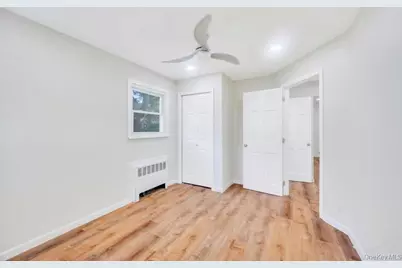 815 Udall Road, West Islip, NY 11795 - Photo 34