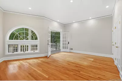 10 Cooper Road, Scarsdale, NY 10583 - Photo 34