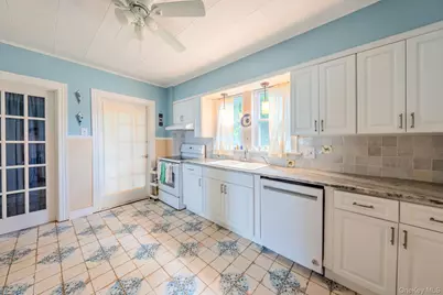 103 Willow Avenue, Cornwall, NY 12518 - Photo 8