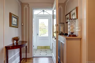 169 Hempstead Avenue, Rockville Centre, NY 11570 - Photo 4