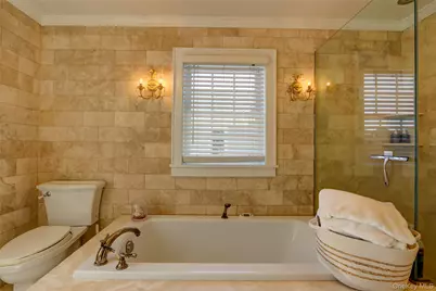 169 Hempstead Avenue, Rockville Centre, NY 11570 - Photo 24