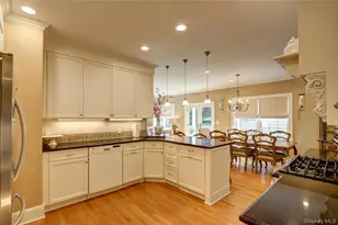 169 Hempstead Ave, Rockville Centre, NY 11570 - Photo 12