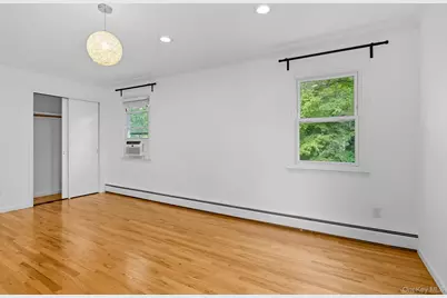 105 Sprague Road, Scarsdale, NY 10583 - Photo 16