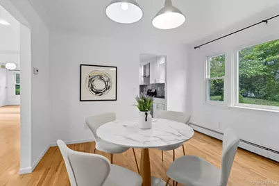 105 Sprague Road, Scarsdale, NY 10583 - Photo 12