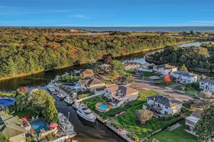 35 Manta Ct, Oakdale, NY 11769 - Photo 30