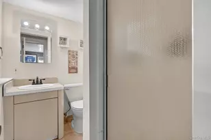 22 Parkside Dr, Congers, NY 10920 - Photo 38