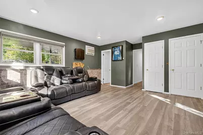 22 Parkside Drive, Congers, NY 10920 - Photo 32