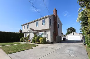 115 Myers Ave, Hicksville, NY 11801 - Photo 2