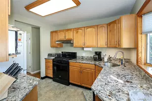 115 Myers Ave, Hicksville, NY 11801 - Photo 8