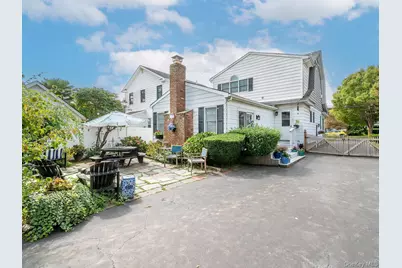 2067 Jackson Avenue, Seaford, NY 11783 - Photo 44