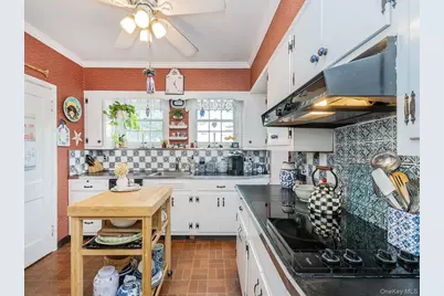 2067 Jackson Avenue, Seaford, NY 11783 - Photo 20