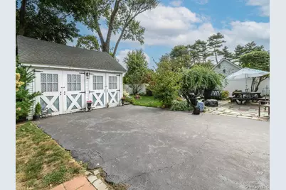 2067 Jackson Avenue, Seaford, NY 11783 - Photo 38
