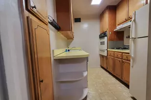 102-10 66th Rd, Forest Hills, NY 11375 - Photo 10