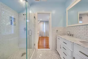 65 Clover Dr, Great Neck, NY 11021 - Photo 24