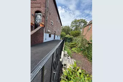 2181 Strang Avenue, Bronx, NY 10466 - Photo 4