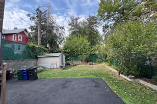 2181 Strang Ave, Bronx, NY 10466 - Photo 38