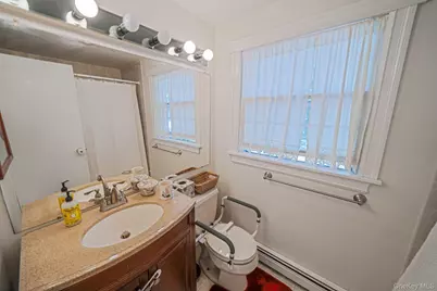 3 Bowen Place, Stony Brook, NY 11790 - Photo 22