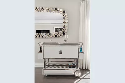 6000 Royal Court #6012, North Hills, NY 11040 - Photo 6