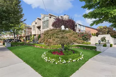 164-53 85th Street, Howard Beach, NY 11414 - Photo 4