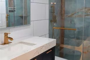 6 Glen Hollow Dr, Holtsville, NY 11742 - Photo 4