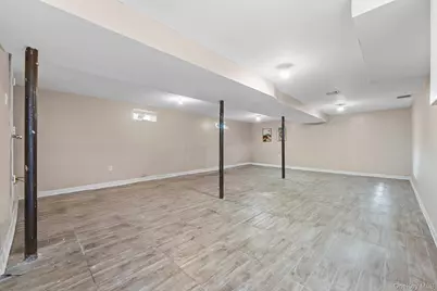 226 Franklin Street, Elmont, NY 11003 - Photo 28