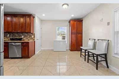 226 Franklin Street, Elmont, NY 11003 - Photo 12