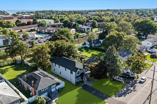 86 Moffitt Blvd, Islip, NY 11751 - Photo 22