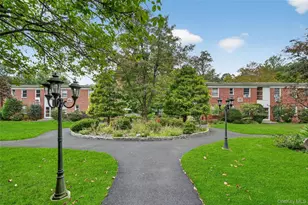 8 Wildwood Rd, Hartsdale, NY 10530 - Photo 2