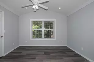 80 Overlook Dr, Farmingville, NY 11738 - Photo 8