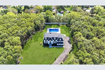 19 Carman Road, Dix Hills, NY 11746 - Photo 4