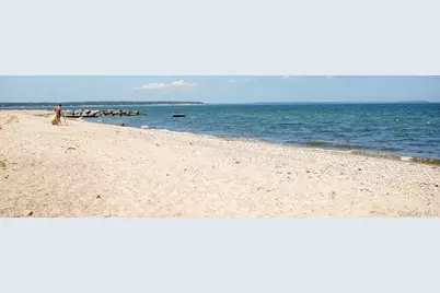 18 Norfolk Drive, White Sulphur Springs, NY 11937 - Photo 16