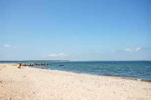 18 Norfolk Dr, White Sulphur Springs, NY 11937 - Photo 16