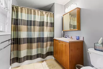 22 Hamilton Drive, Hopewell Junction, NY 12533 - Photo 18