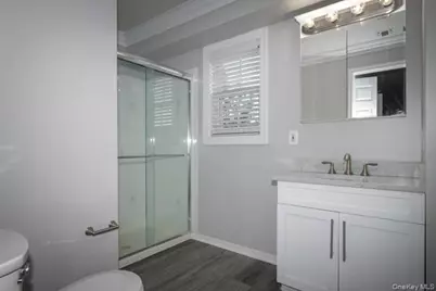 133 Overlook Drive #133, Farmingville, NY 11738 - Photo 10