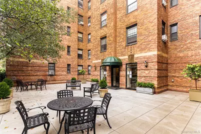 35 Parkview Avenue #4J, Bronxville, NY 10708 - Photo 12