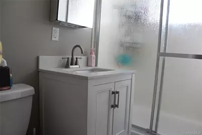 61 Saint Peters Drive, Brentwood, NY 11717 - Photo 8