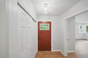 37 Roslyn St, Ellenville, NY 12428 - Photo 4