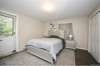 10 Pinebrook Avenue, West Hempstead, NY 11552 - Photo 12