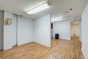 91-29 220th St, Queens Village, NY 11428 - Photo 30