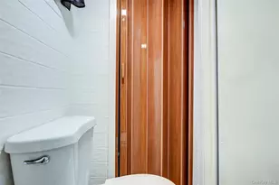 91-29 220th St, Queens Village, NY 11428 - Photo 24