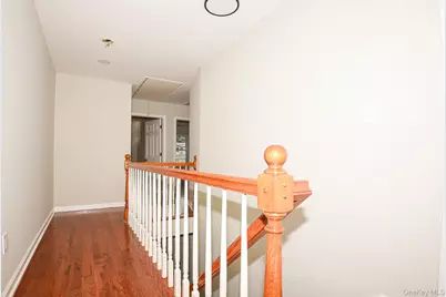 95 E Pulaski Road, Huntington Station, NY 11746 - Photo 16