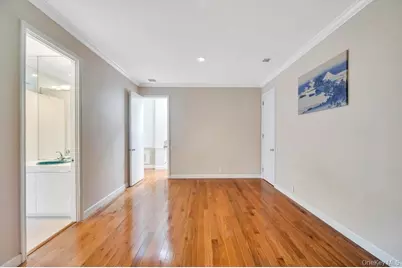 25 Wildwood Drive, Syosset, NY 11791 - Photo 22