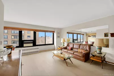 33-43 14 Street #14D, Astoria, NY 11106 - Photo 2