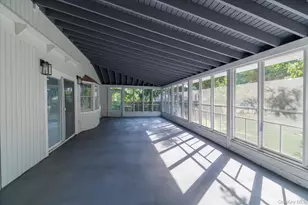 62 Julbet Dr, Sayville, NY 11782 - Photo 32