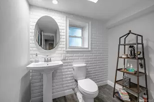 27 Brittany Ct, Northport, NY 11768 - Photo 20