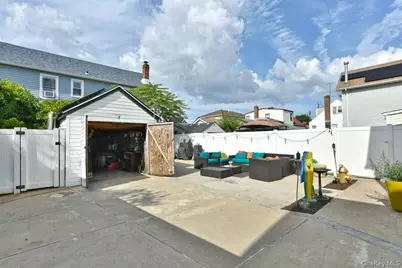 175-05 145th Drive, Springfield Gardens, NY 11434 - Photo 20