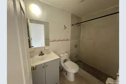 85-45 Britton Avenue, Elmhurst, NY 11373 - Photo 16