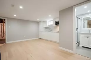 56-48 E Hampton Blvd, Oakland Gardens, NY 11364 - Photo 30