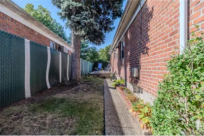 56-48 E. Hampton Boulevard, Oakland Gardens, NY 11364 - Photo 32